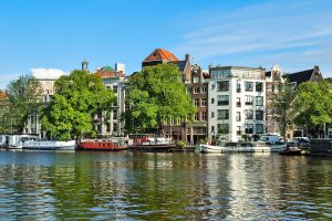 Amsterdam: Ufer der Amstel