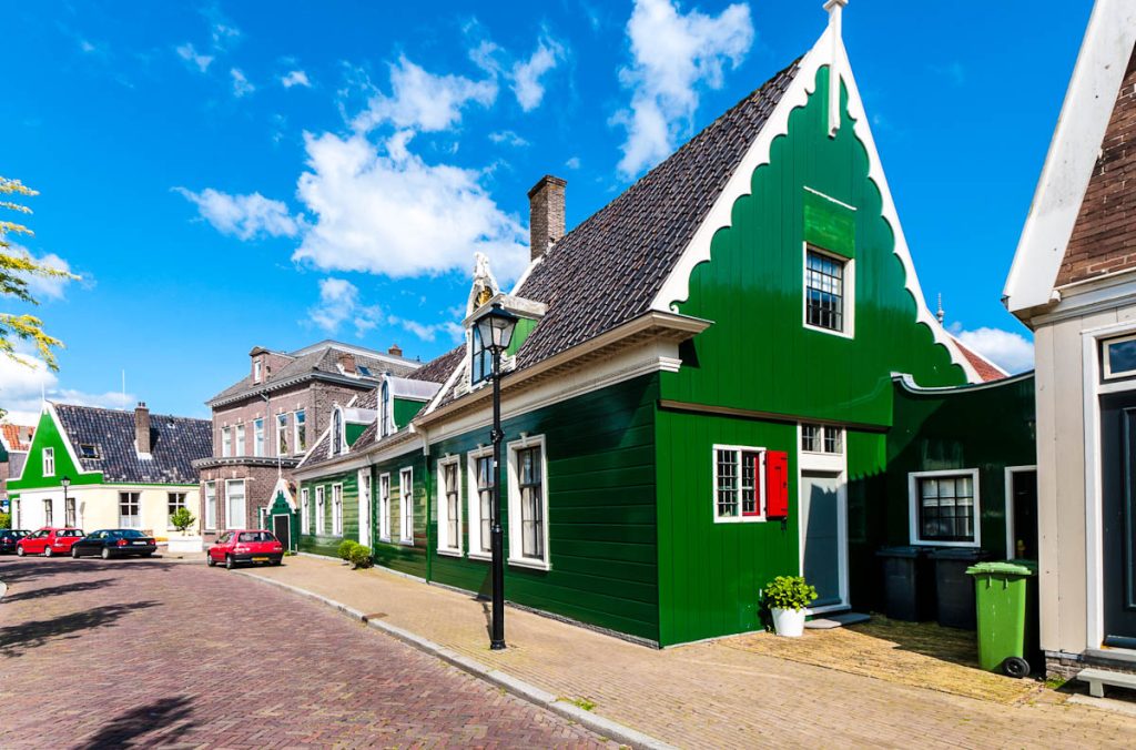 Amsterdam: Holzhäuser in Zaanse Schans