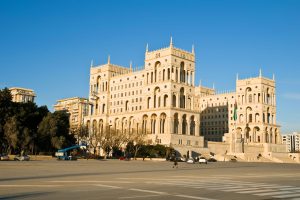 Baku: Regierungsgebäude